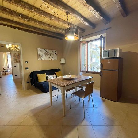 La Casa Sul Sasso In Town Serviced Accommodations Ντέρβιο Εξωτερικό φωτογραφία