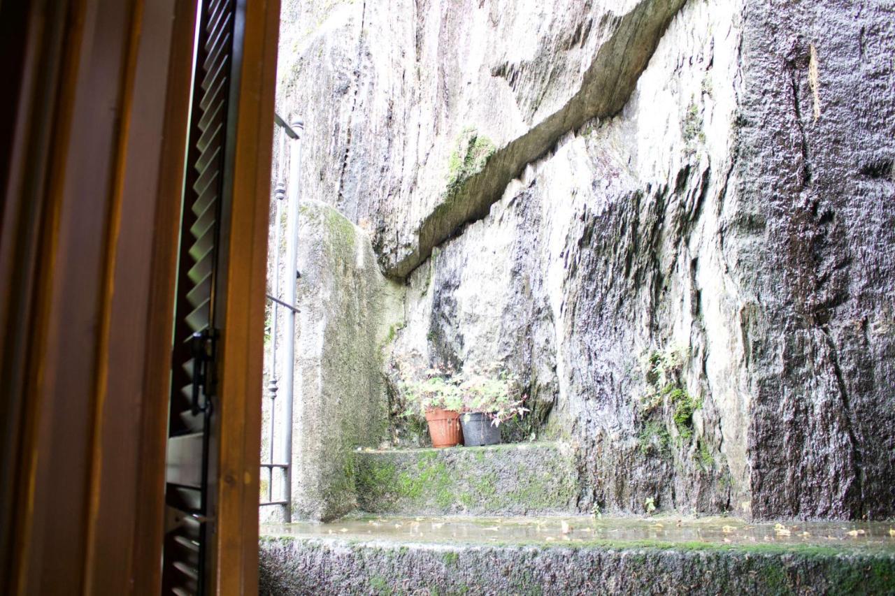La Casa Sul Sasso In Town Serviced Accommodations Ντέρβιο Εξωτερικό φωτογραφία