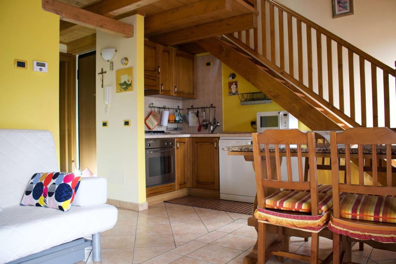 La Casa Sul Sasso In Town Serviced Accommodations Ντέρβιο Εξωτερικό φωτογραφία