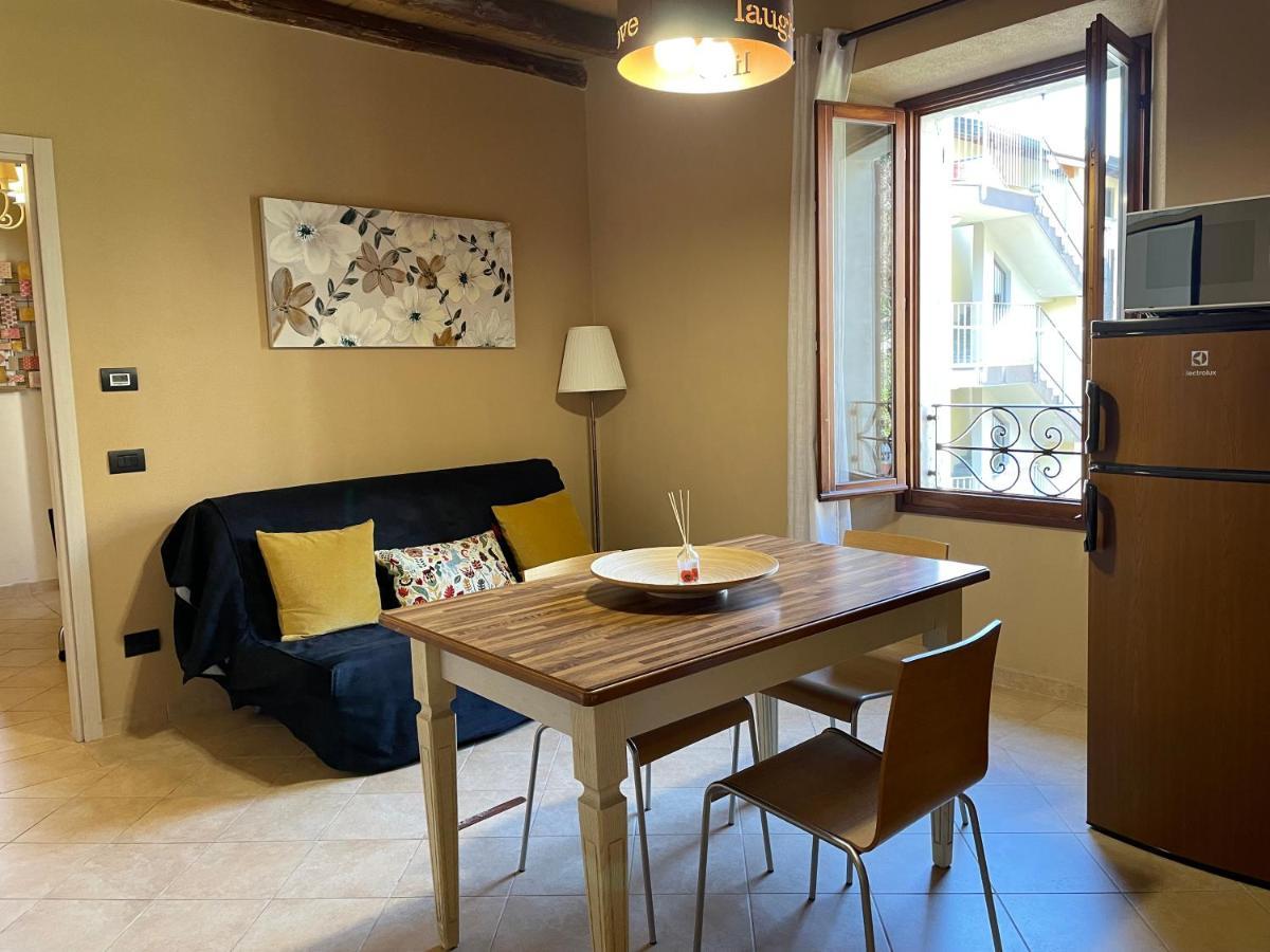 La Casa Sul Sasso In Town Serviced Accommodations Ντέρβιο Εξωτερικό φωτογραφία